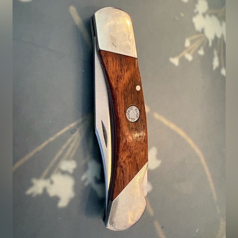 BNIB Filson Mesquite Professional Lockback Knife